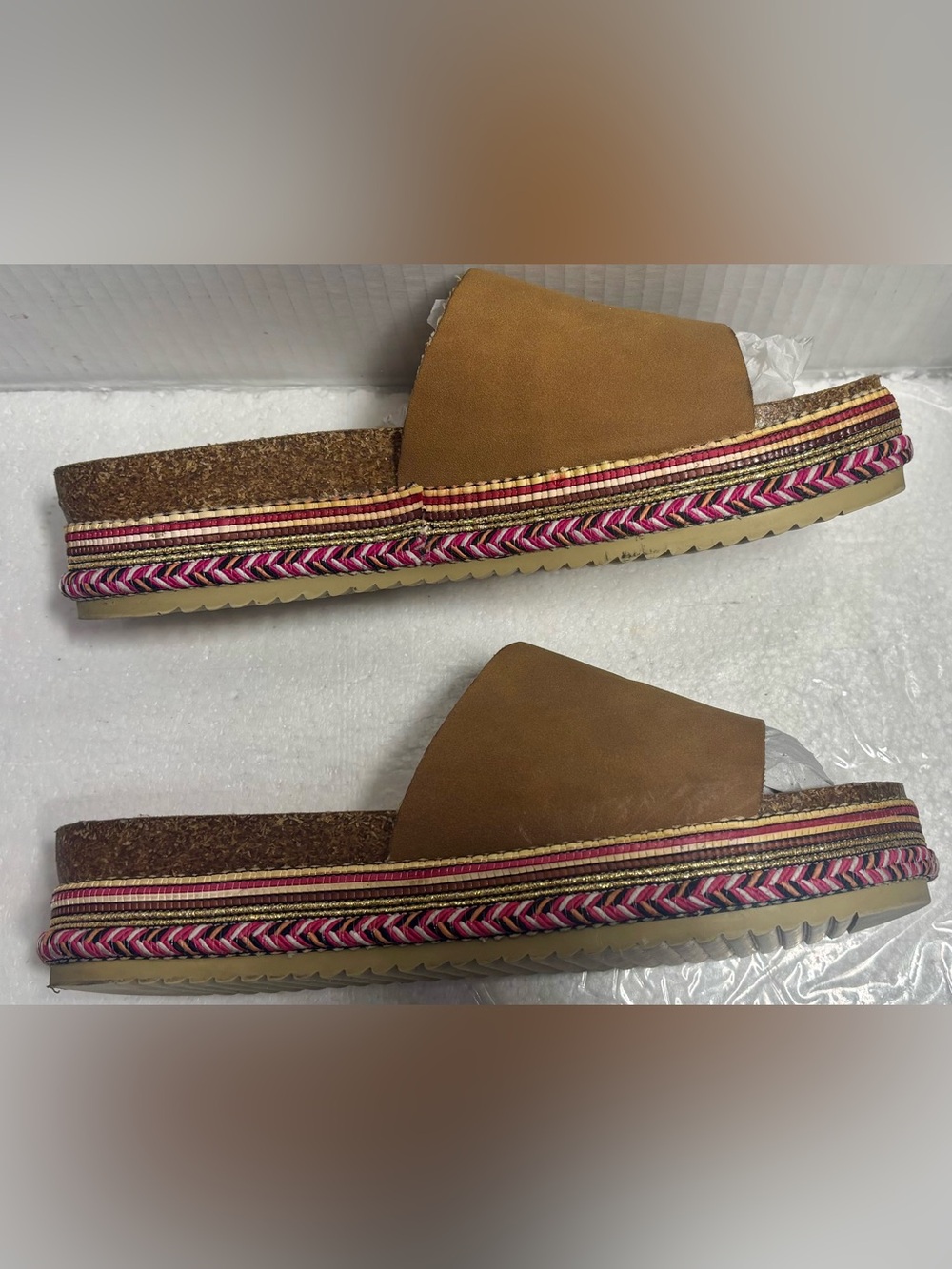 L47 Plataform Women’s   Sandals Tan Multicolor Size 8.5